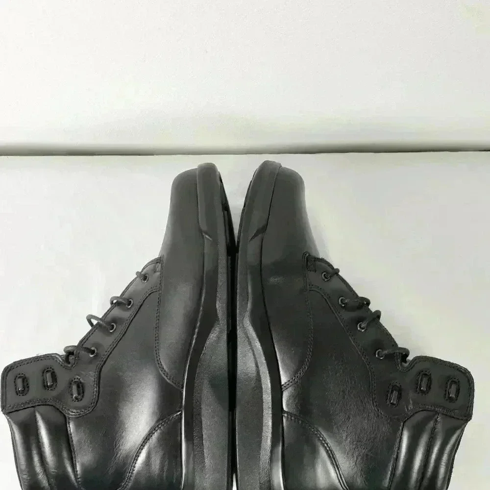 NWT Apex Boots With Smart Grip- Size 11.5